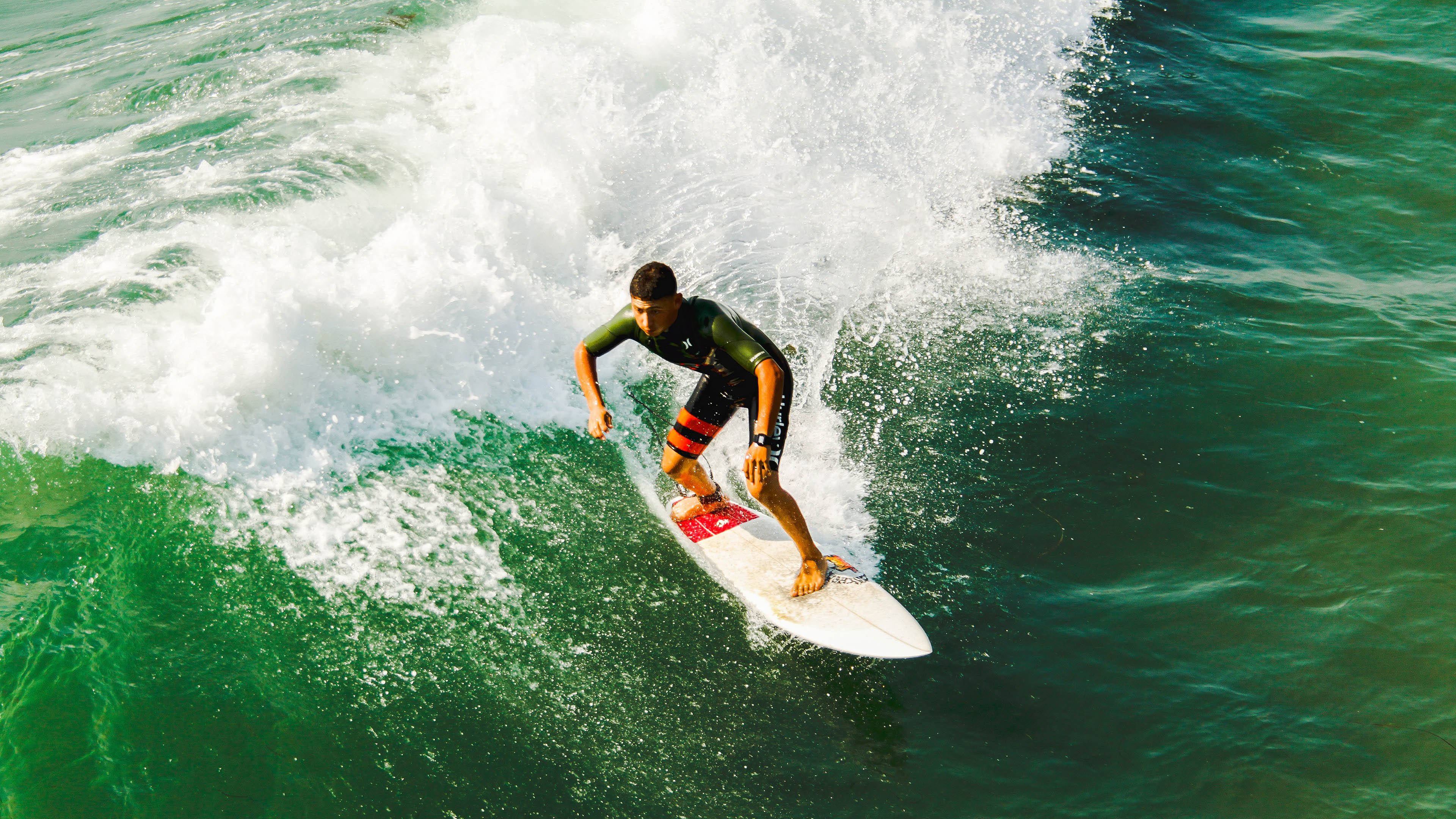 _赛事现场的灯光与音效技术创新_，正规赛事中对灯光的要求